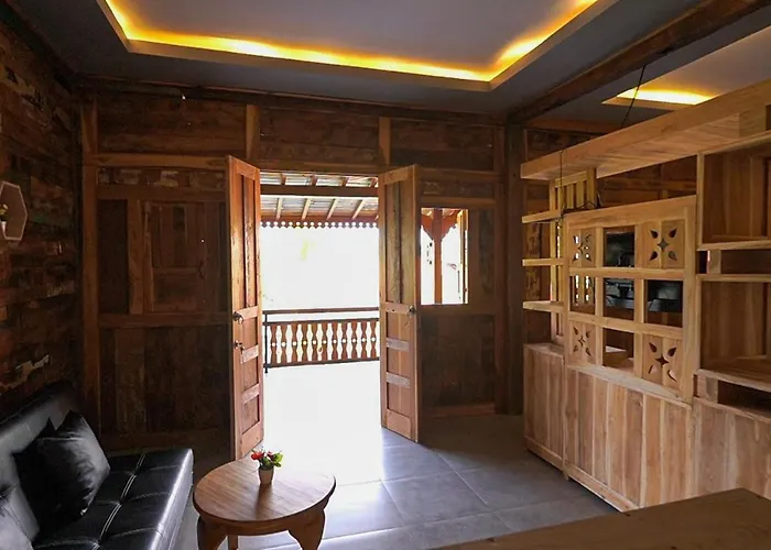 ゲストハウス Bali 4*
