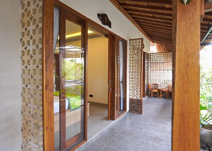 ゲストハウス Bali 4*
